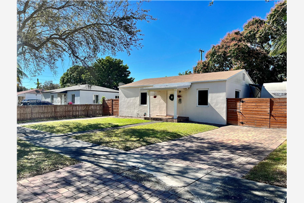 6440 SW 57th, South Miami