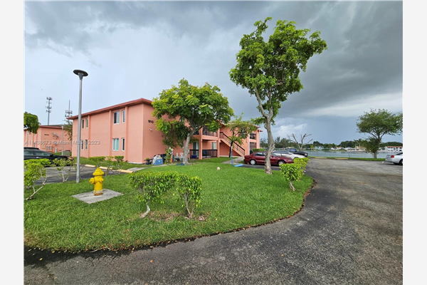 1810 NW 119th St, Miami