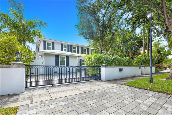 4531 N Bay Rd, Miami Beach