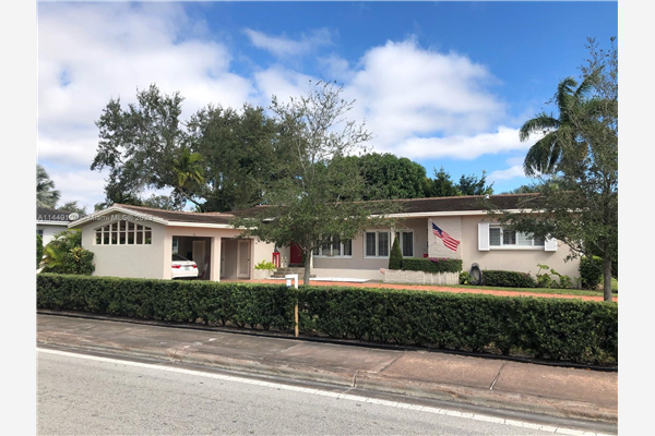 3633 S Le Jeune Rd, Coral Gables