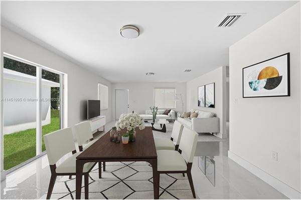 A11451095, Miami