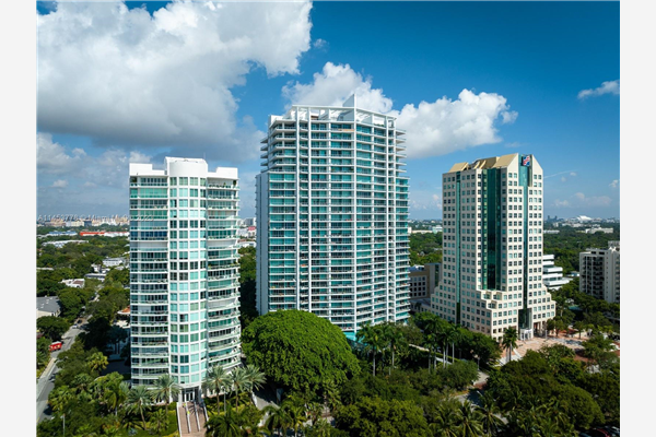 2627 S Bayshore Dr, Miami