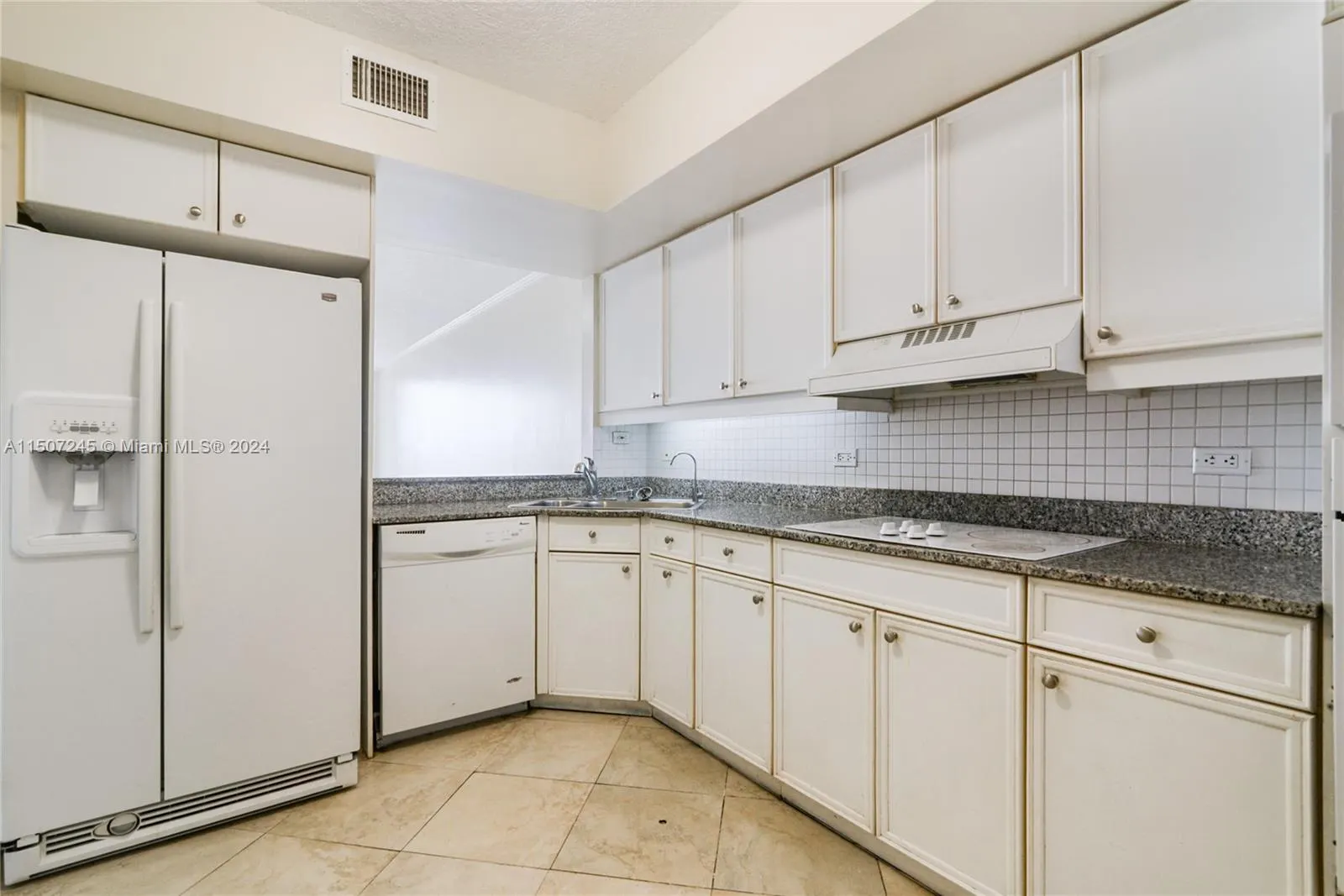 8855 Collins Ave, #6E