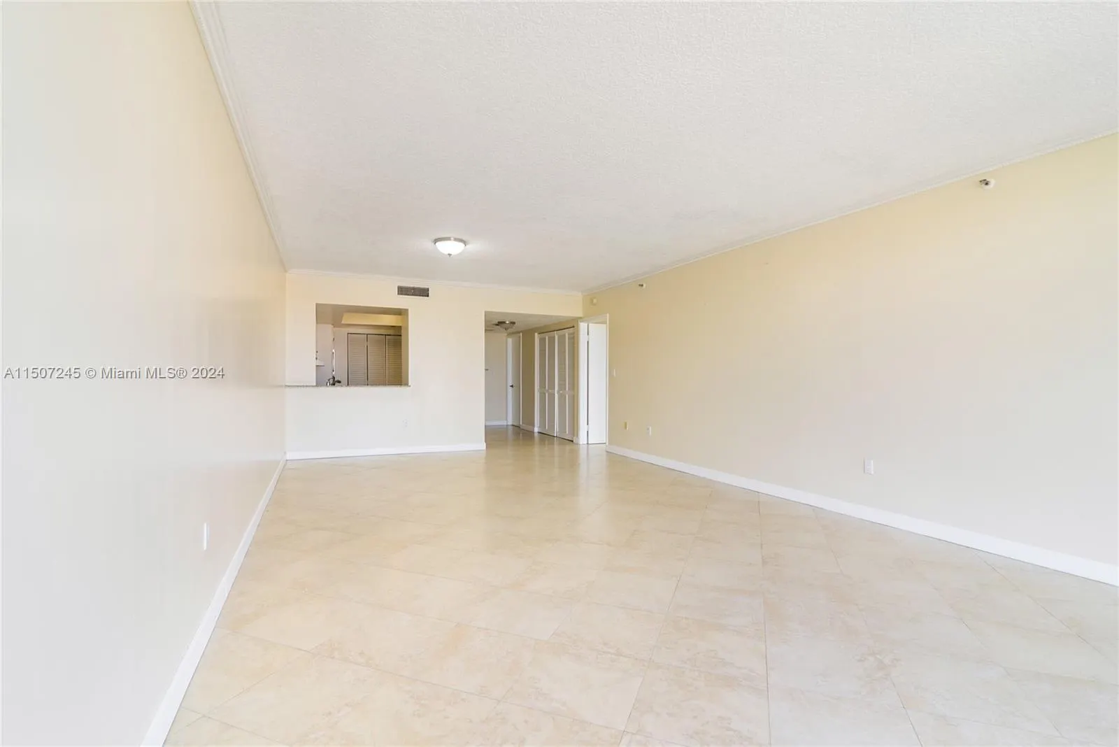 8855 Collins Ave, #6E