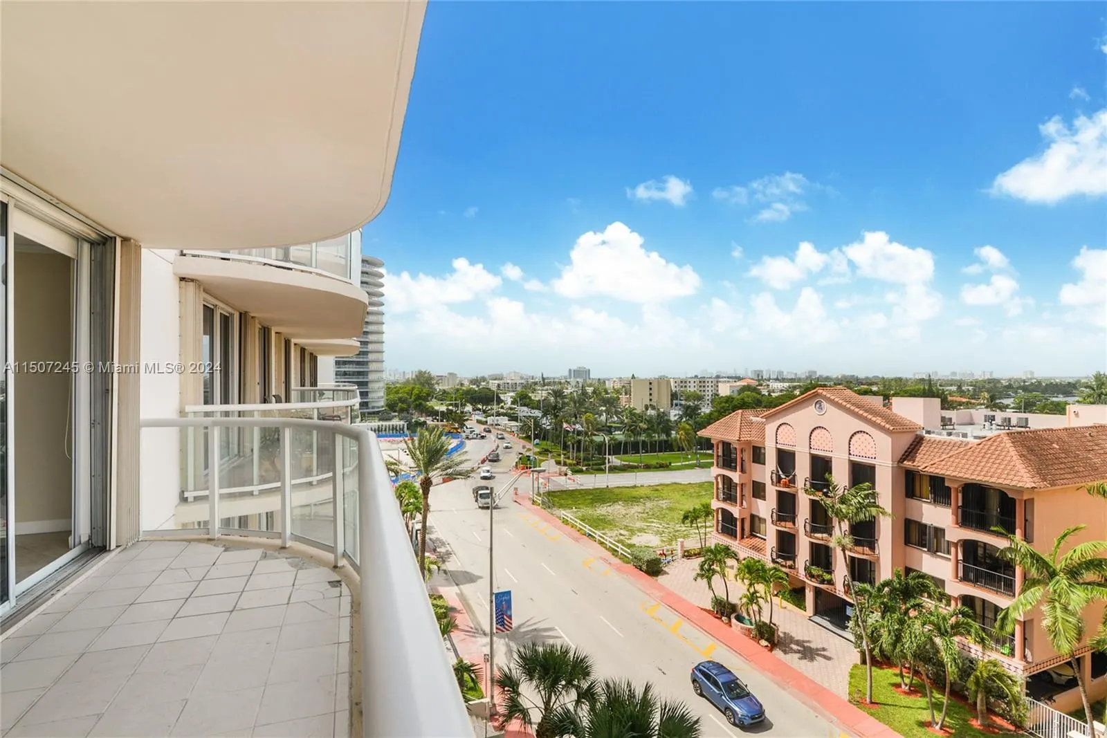 8855 Collins Ave, #6E