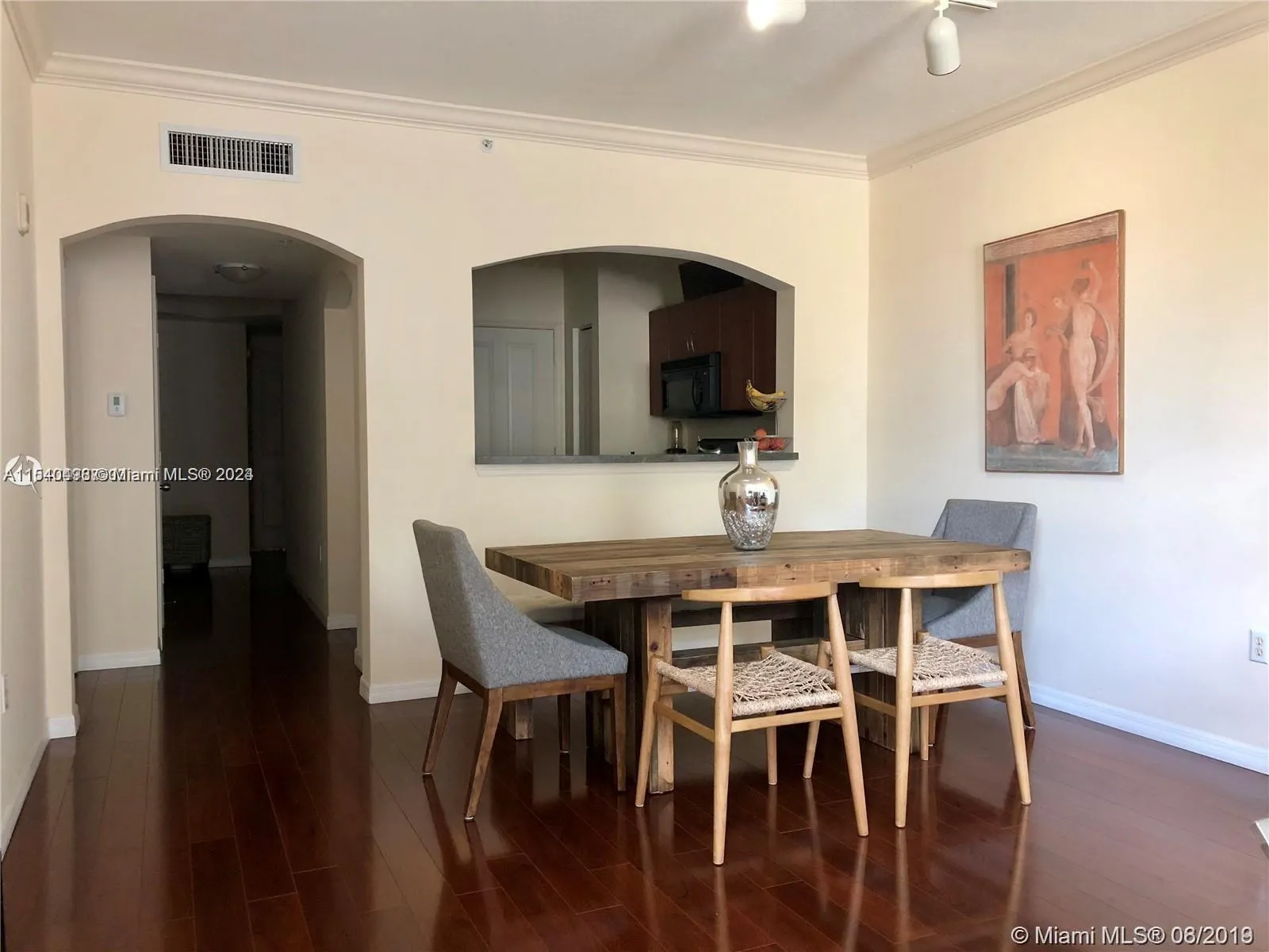 9172 Collins Ave, #13