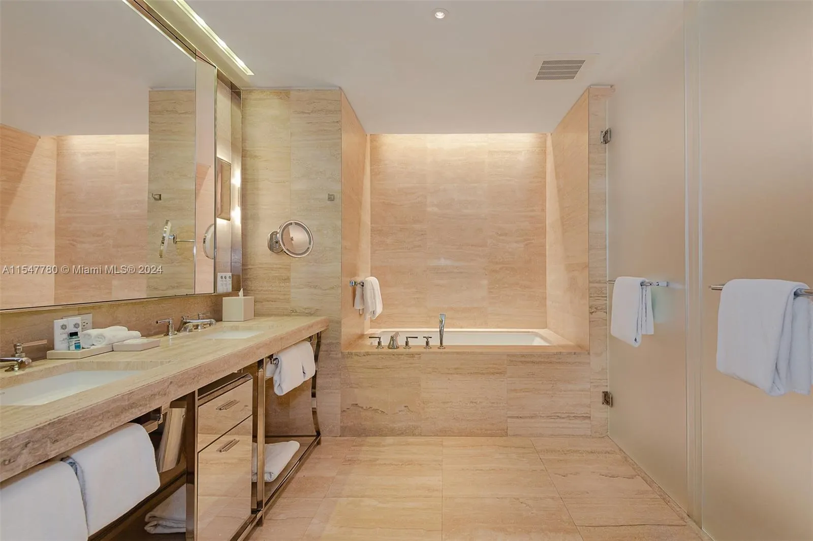 9703 Collins Ave, #1001