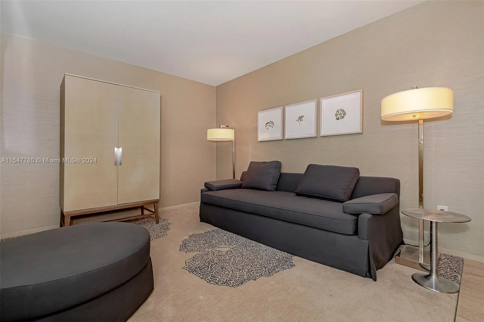 9703 Collins Ave, #1001