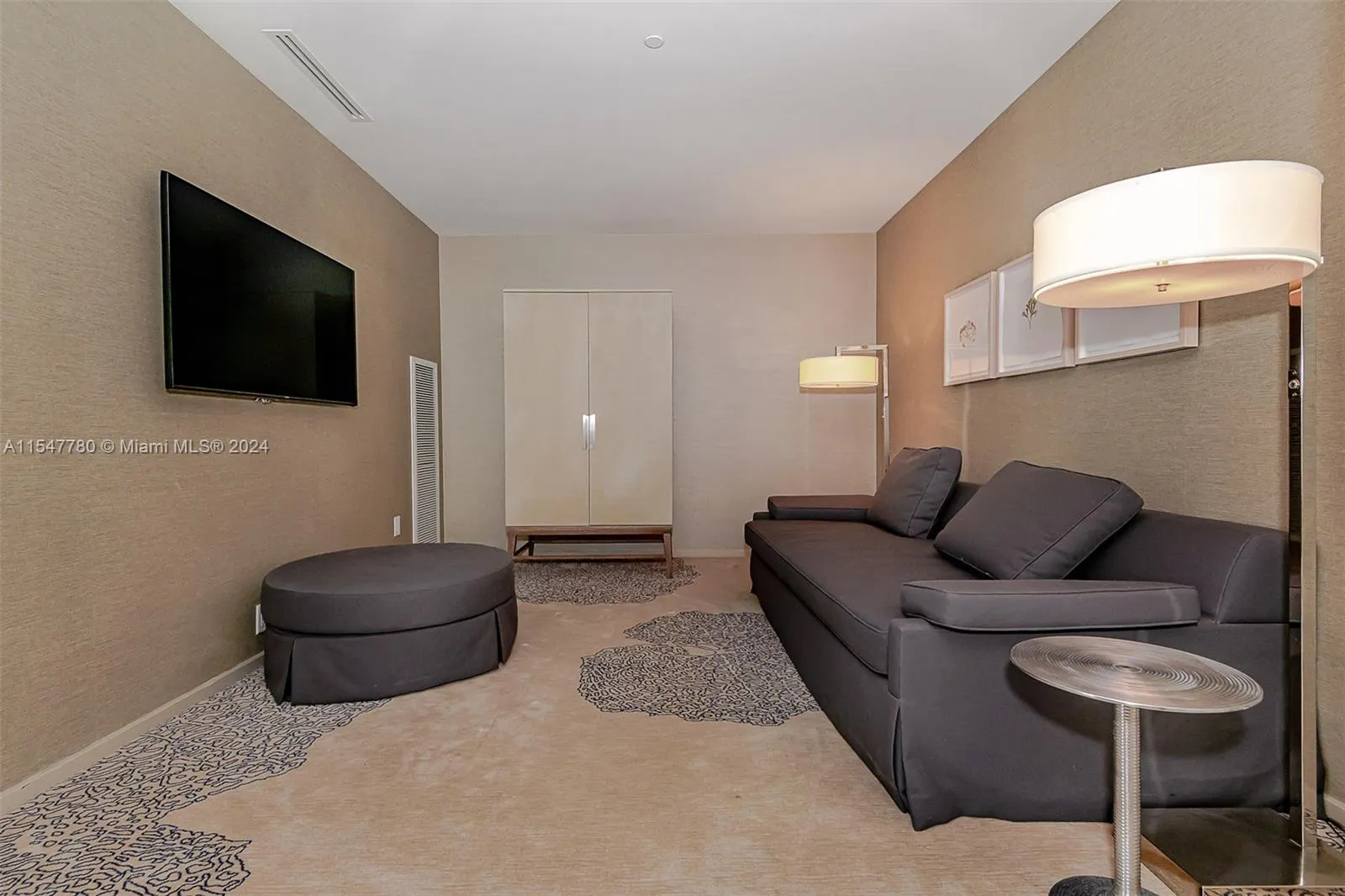 9703 Collins Ave, #1001