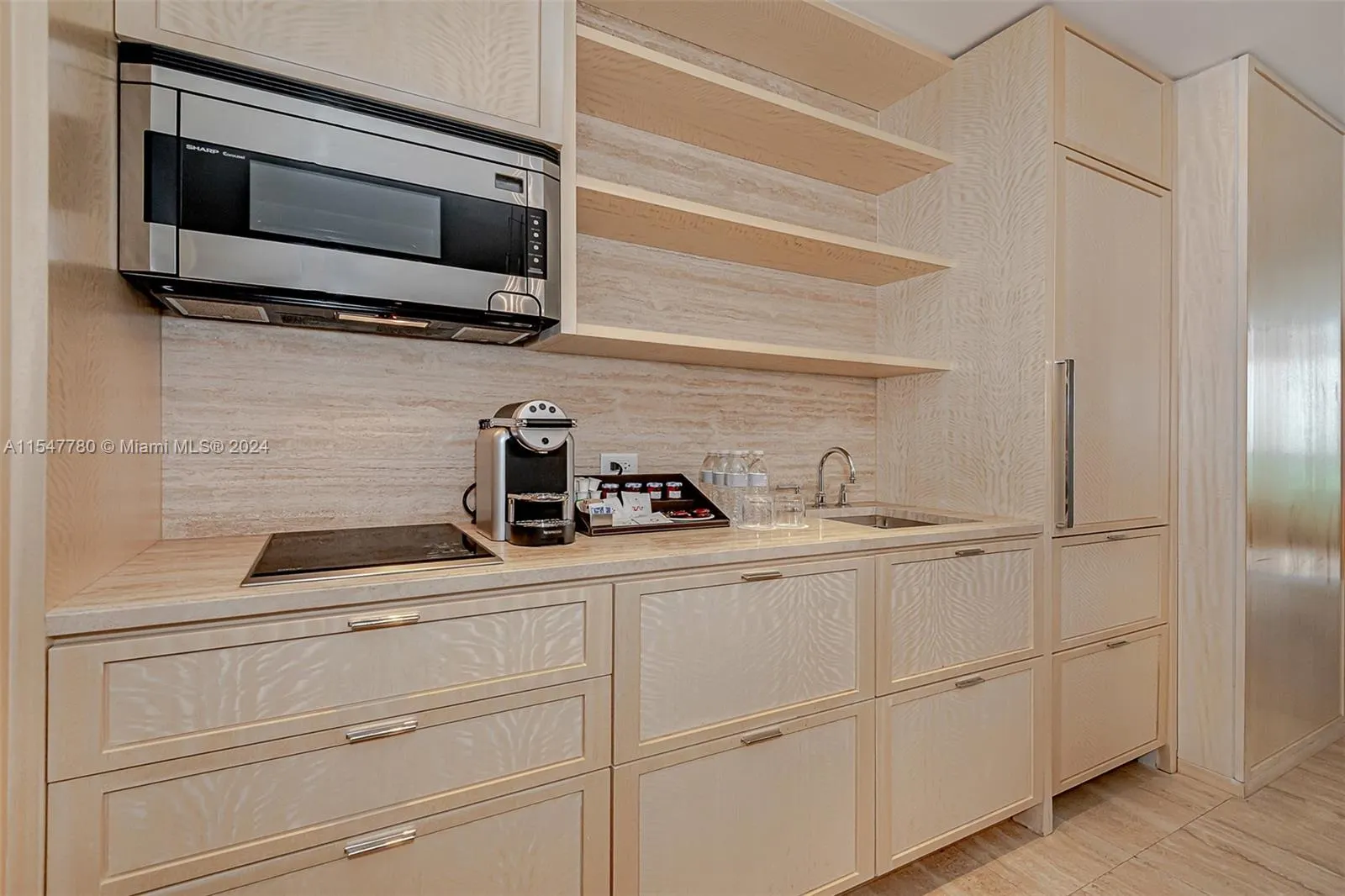 9703 Collins Ave, #1001