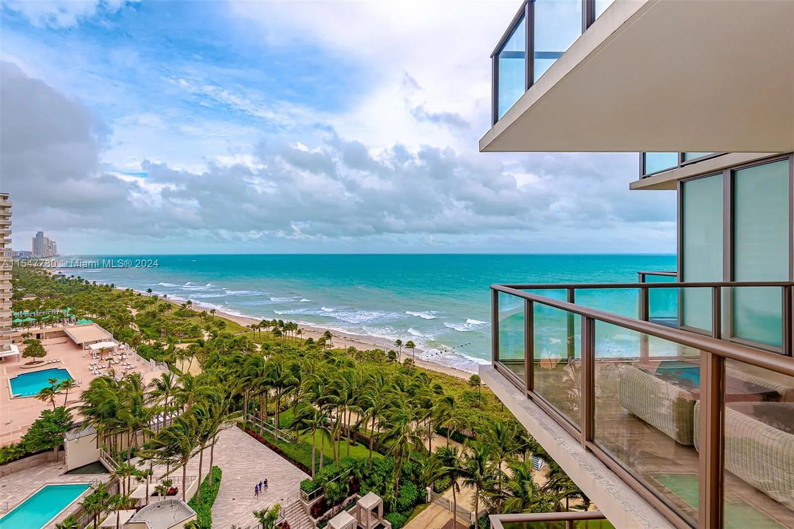 9703 Collins Ave, #1001