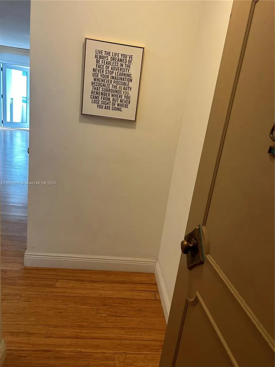 9225 Collins Ave, #308
