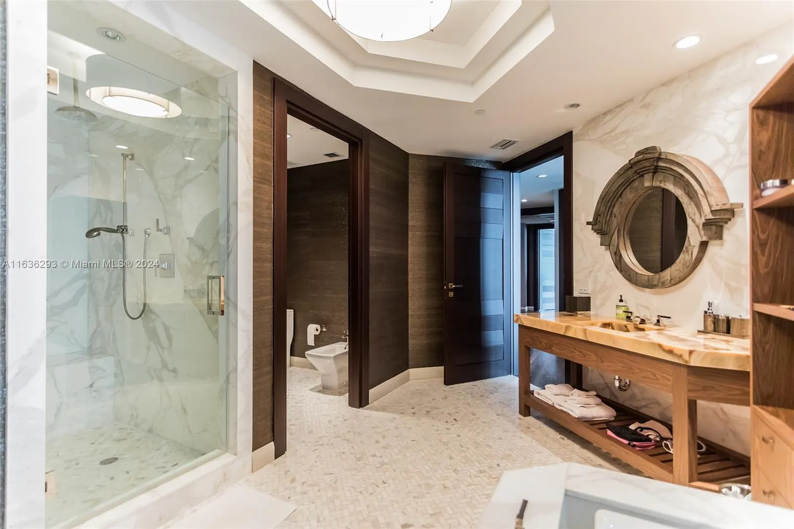 10295 Collins Ave, #1203