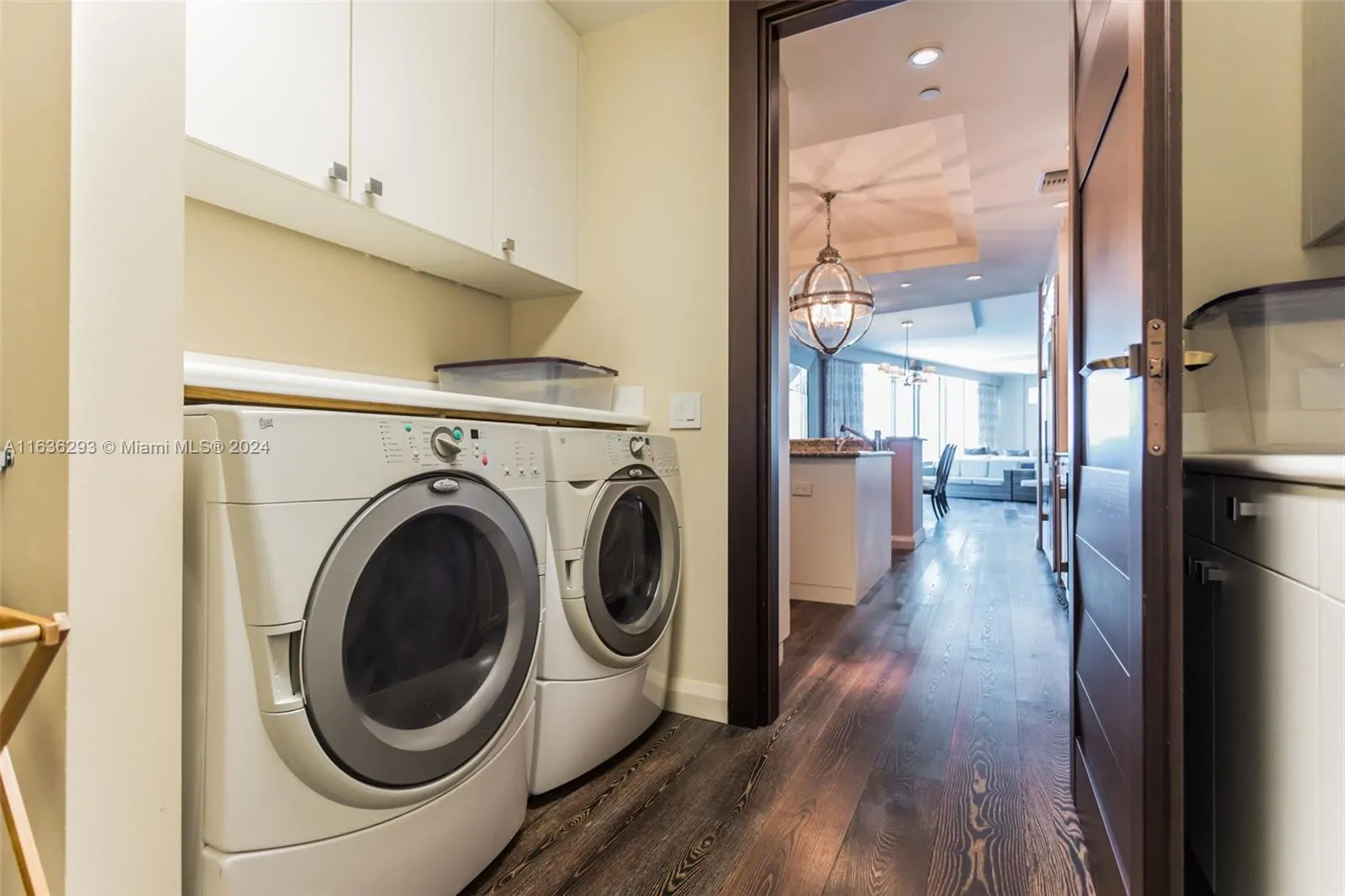 10295 Collins Ave, #1203
