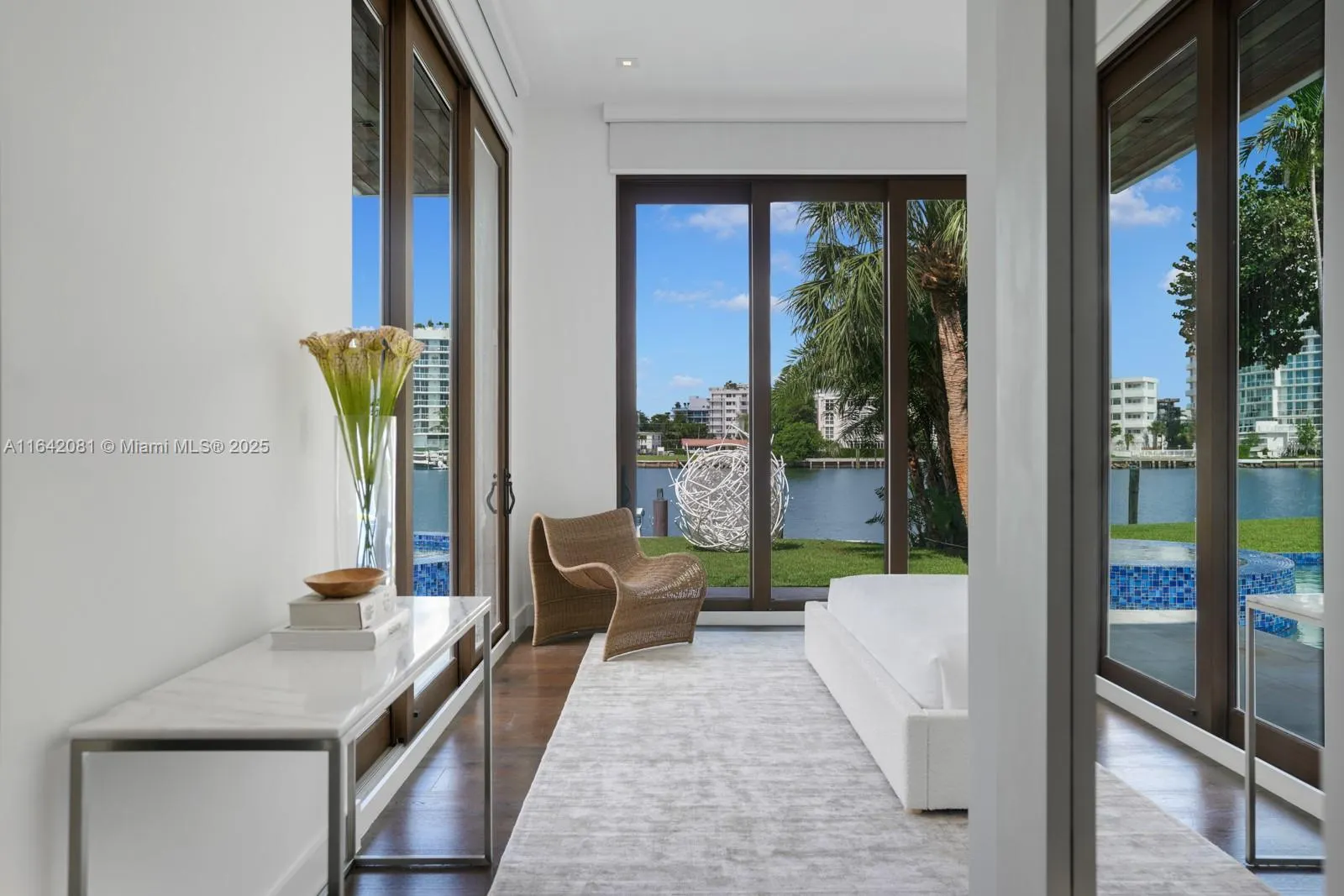 100 Bal Bay Dr