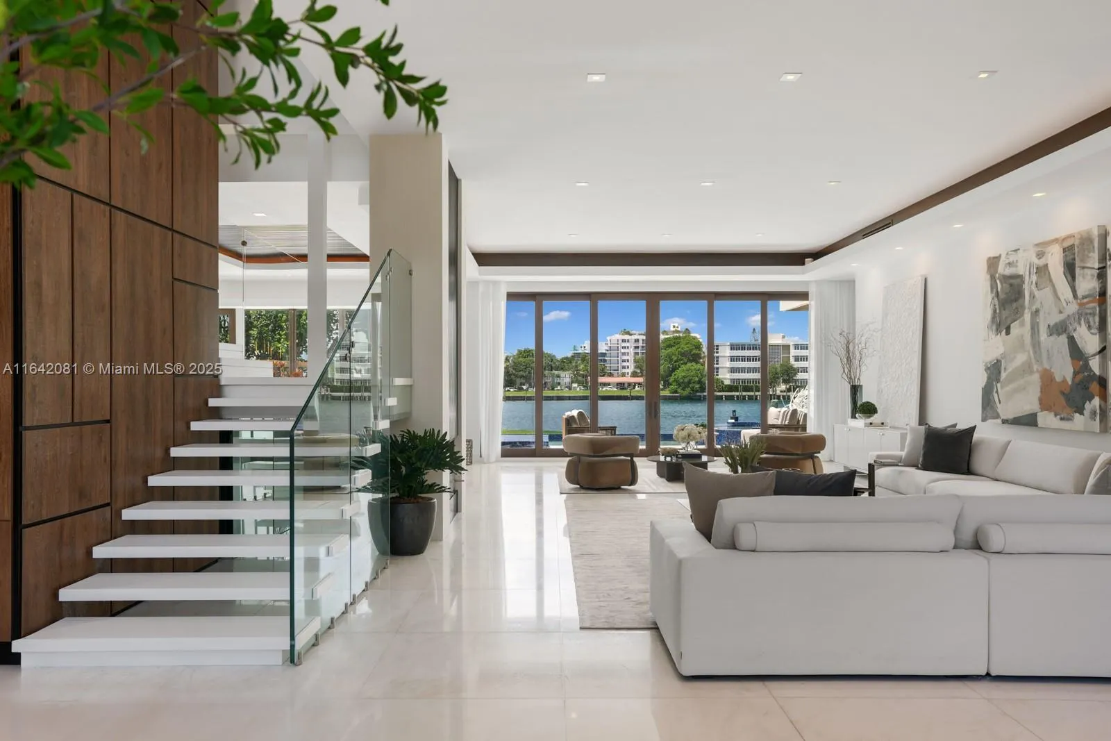 100 Bal Bay Dr
