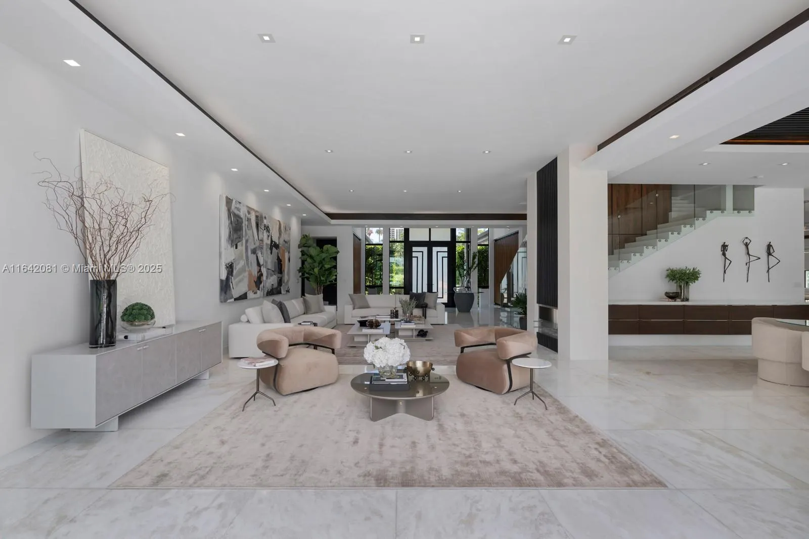 100 Bal Bay Dr