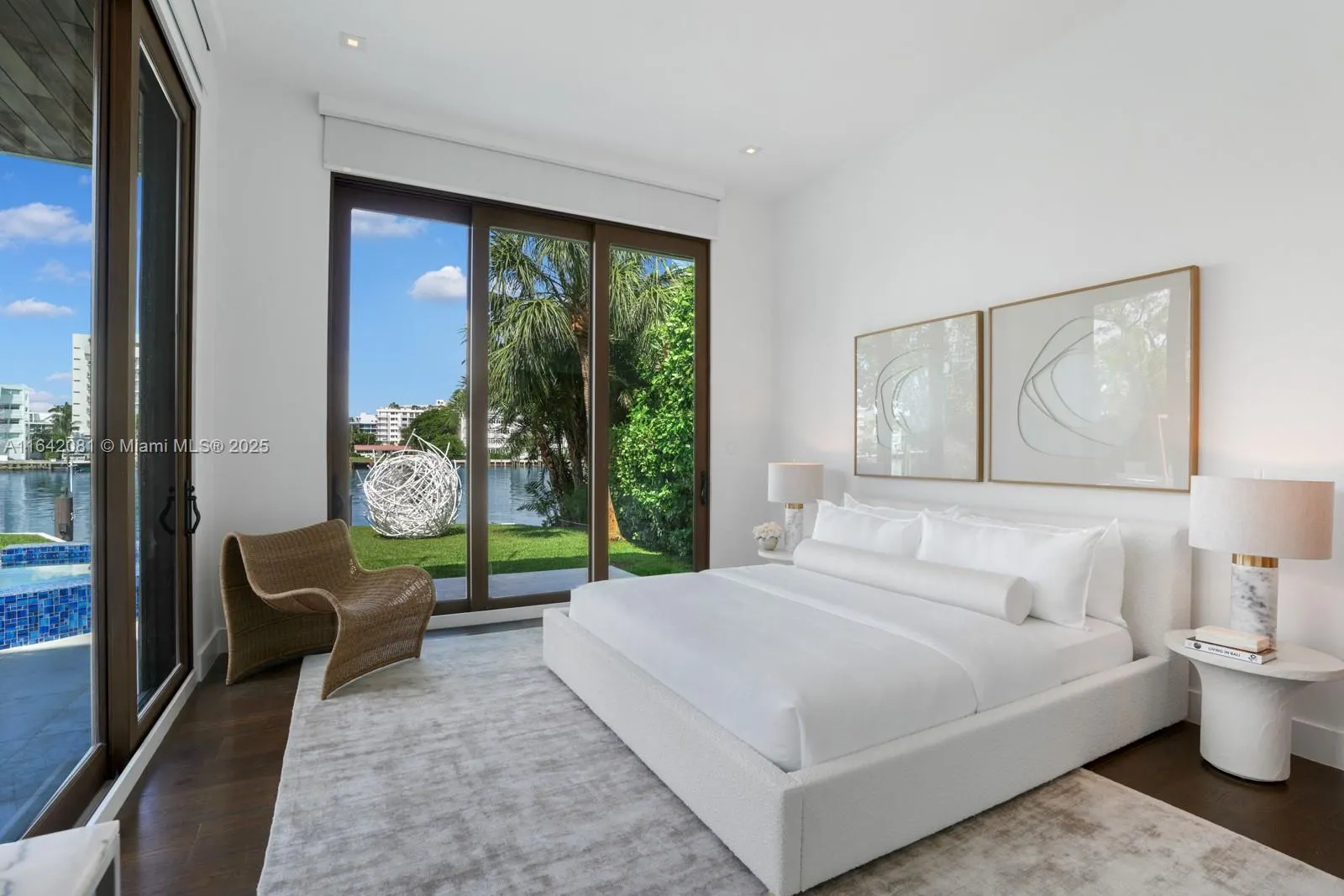 100 Bal Bay Dr