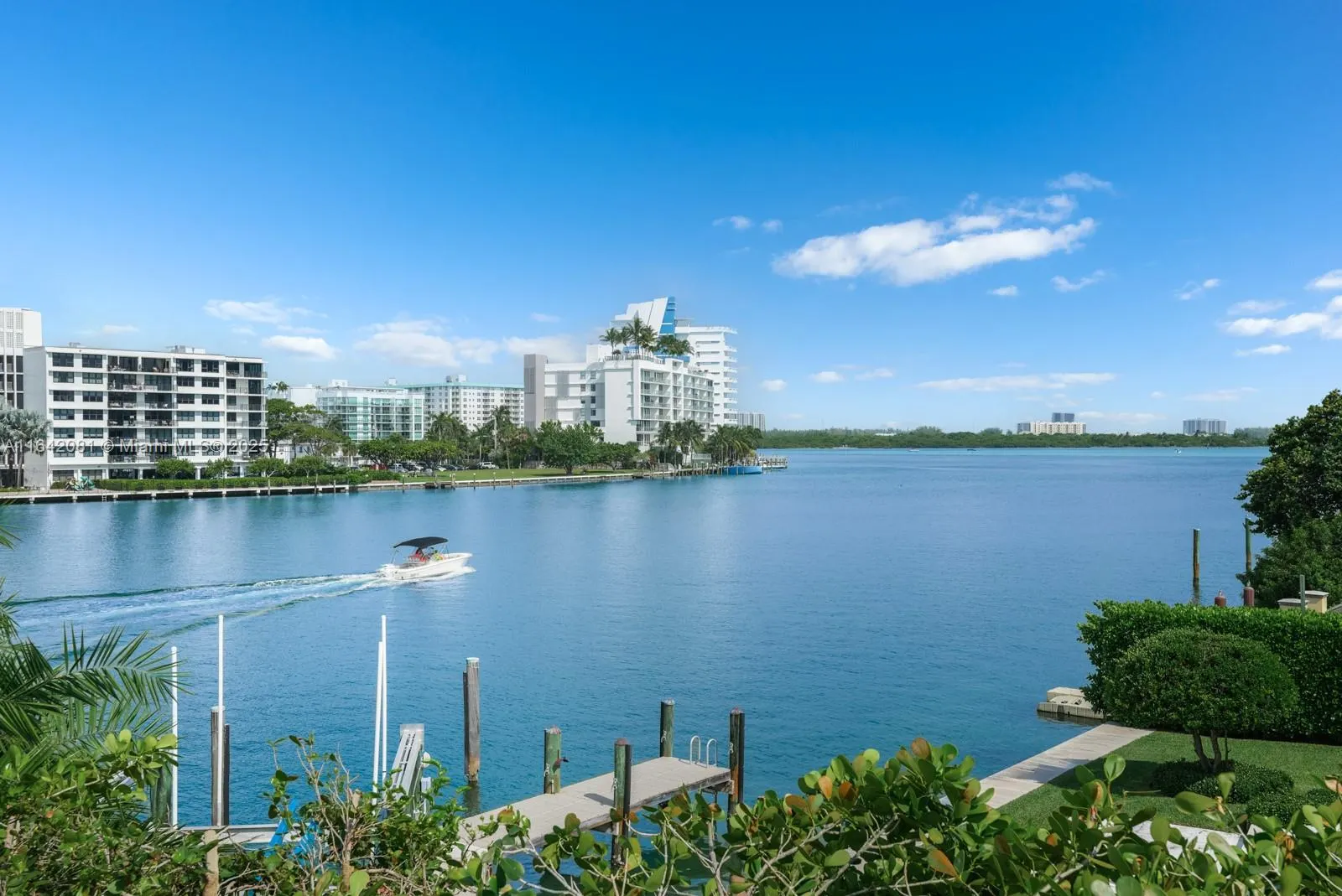 100 Bal Bay Dr