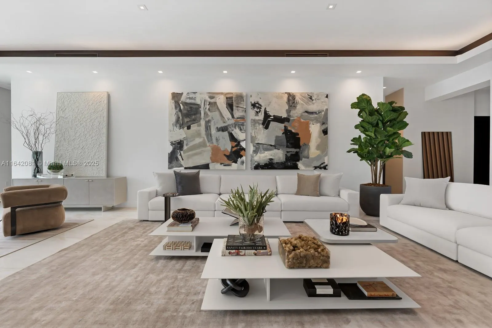 100 Bal Bay Dr