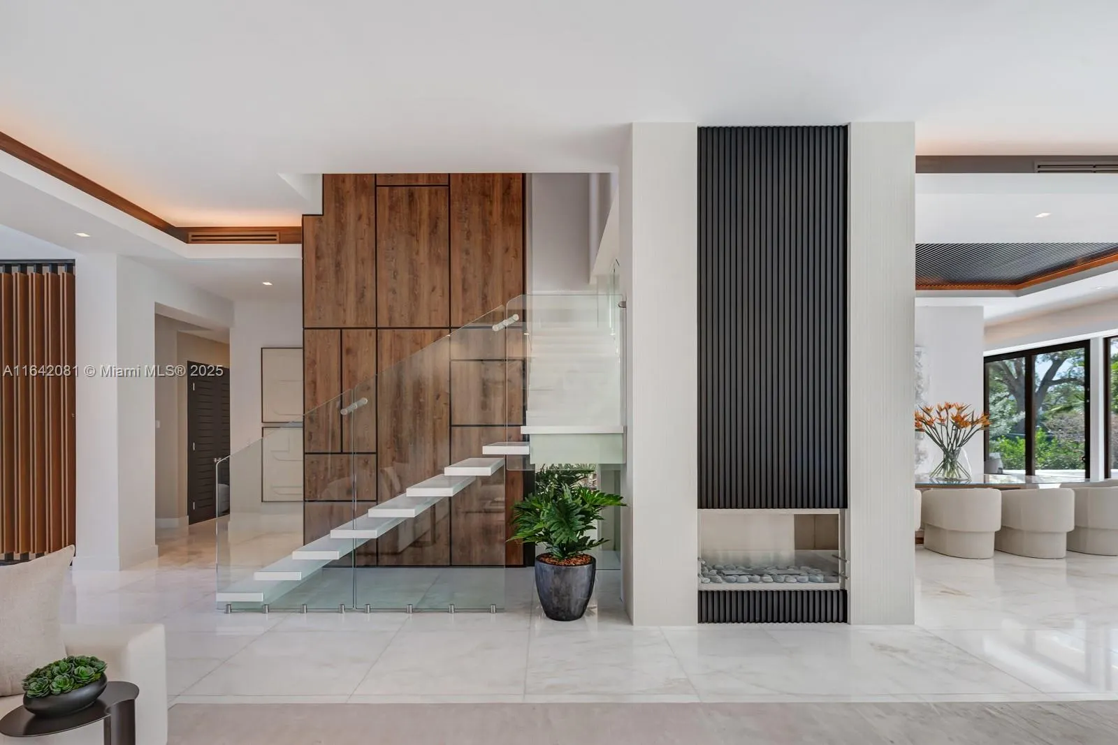 100 Bal Bay Dr
