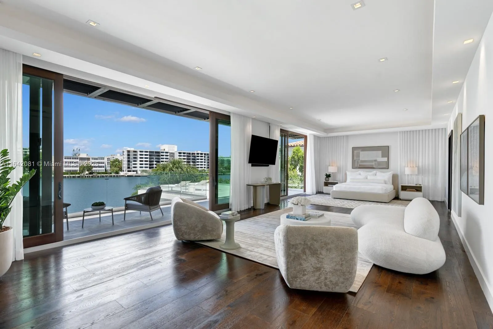 100 Bal Bay Dr
