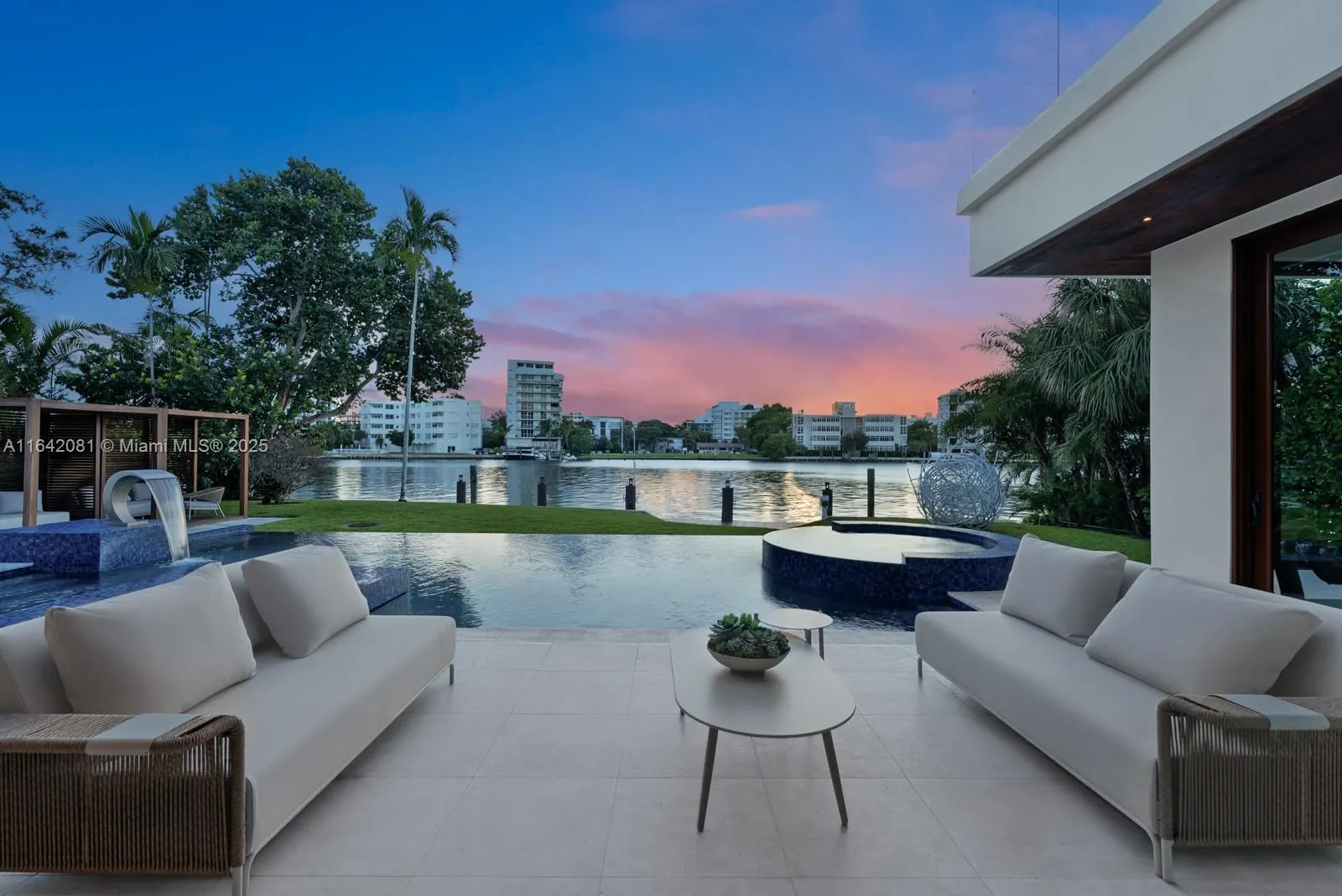 100 Bal Bay Dr