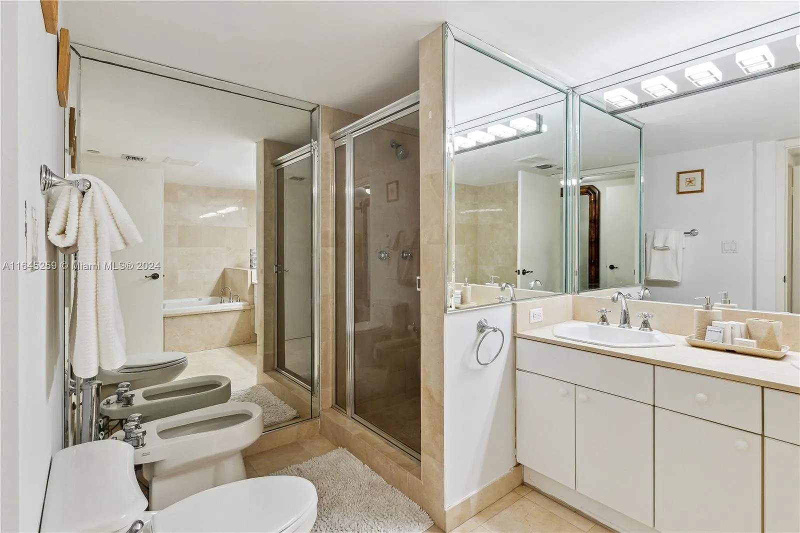 8855 Collins Ave, #4B