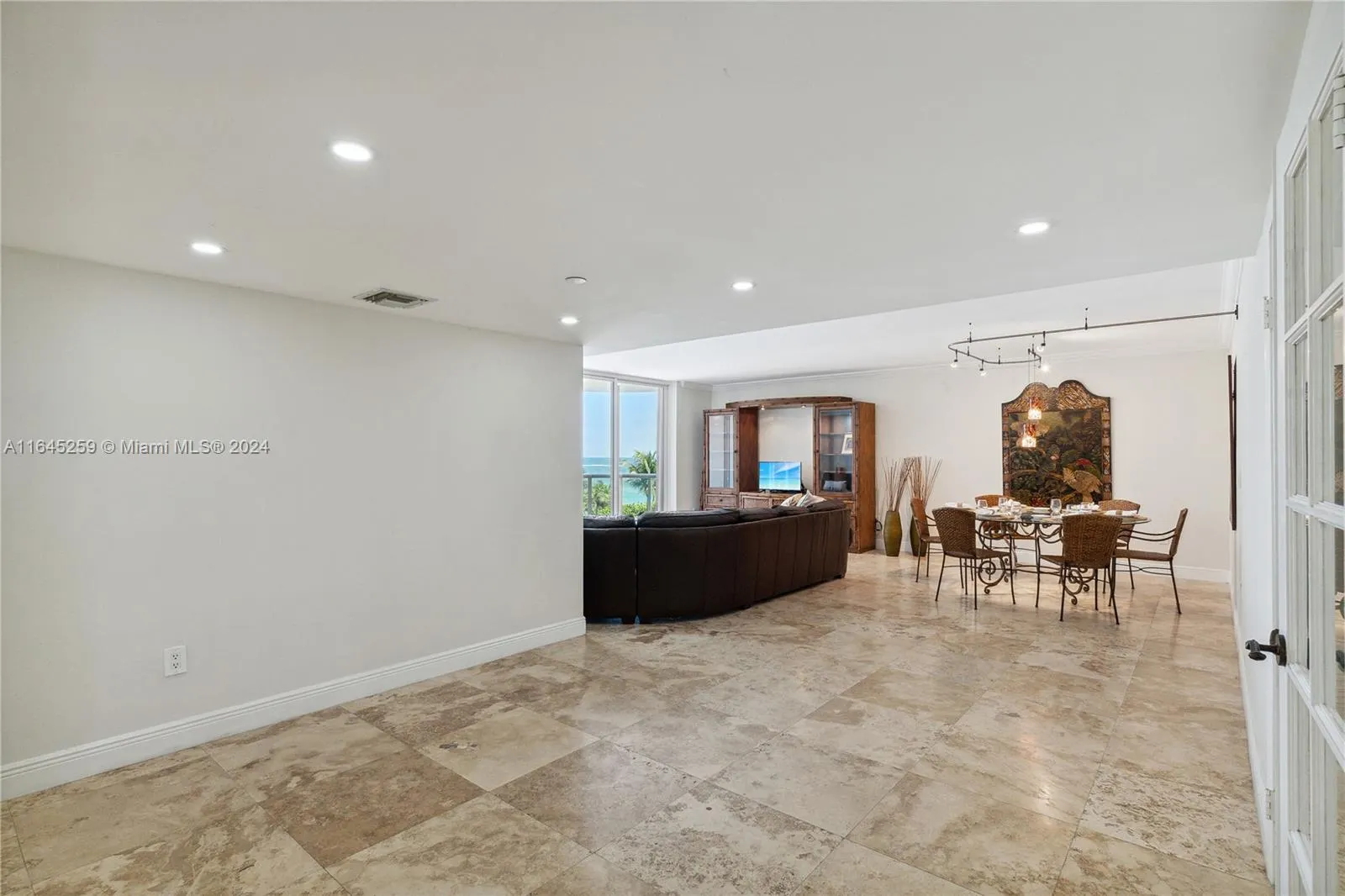 8855 Collins Ave, #4B