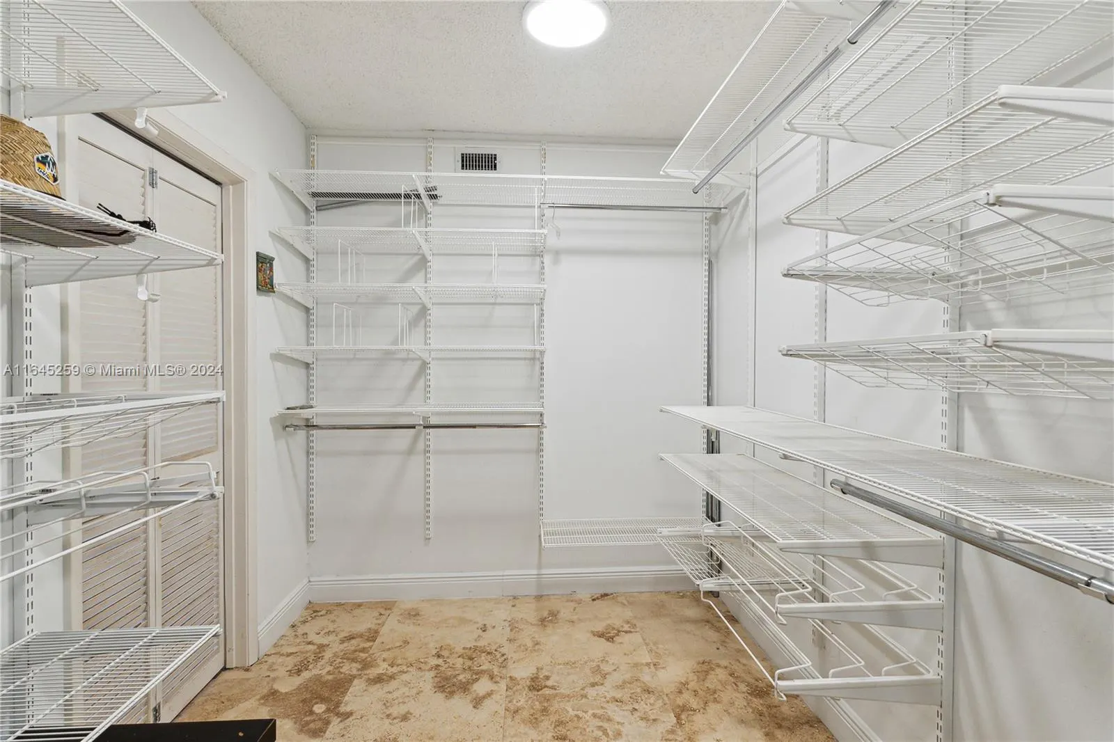 8855 Collins Ave, #4B