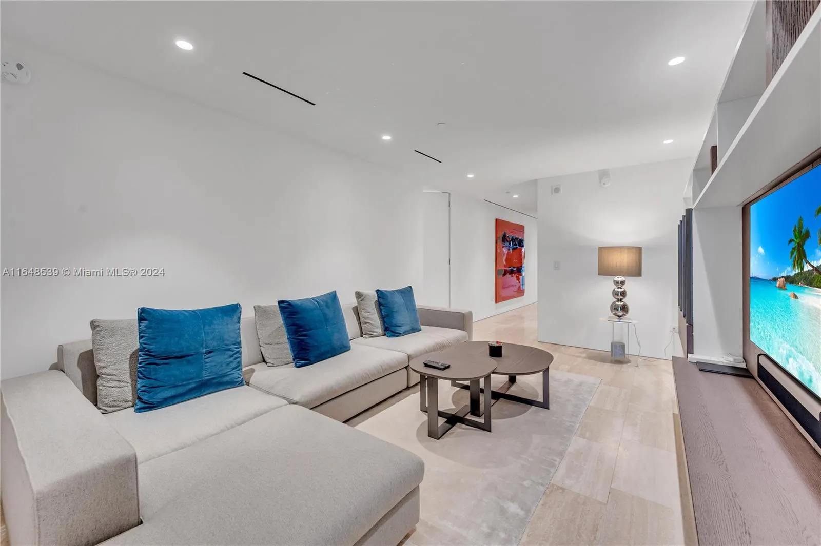9111 Collins Ave, #N-317