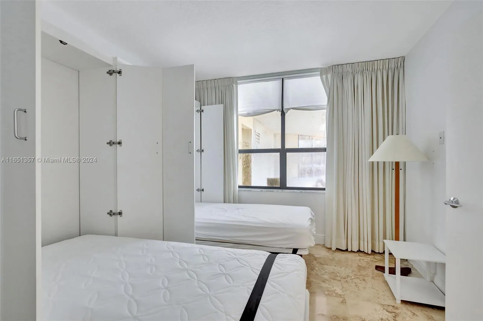 9801 Collins Ave, #3T