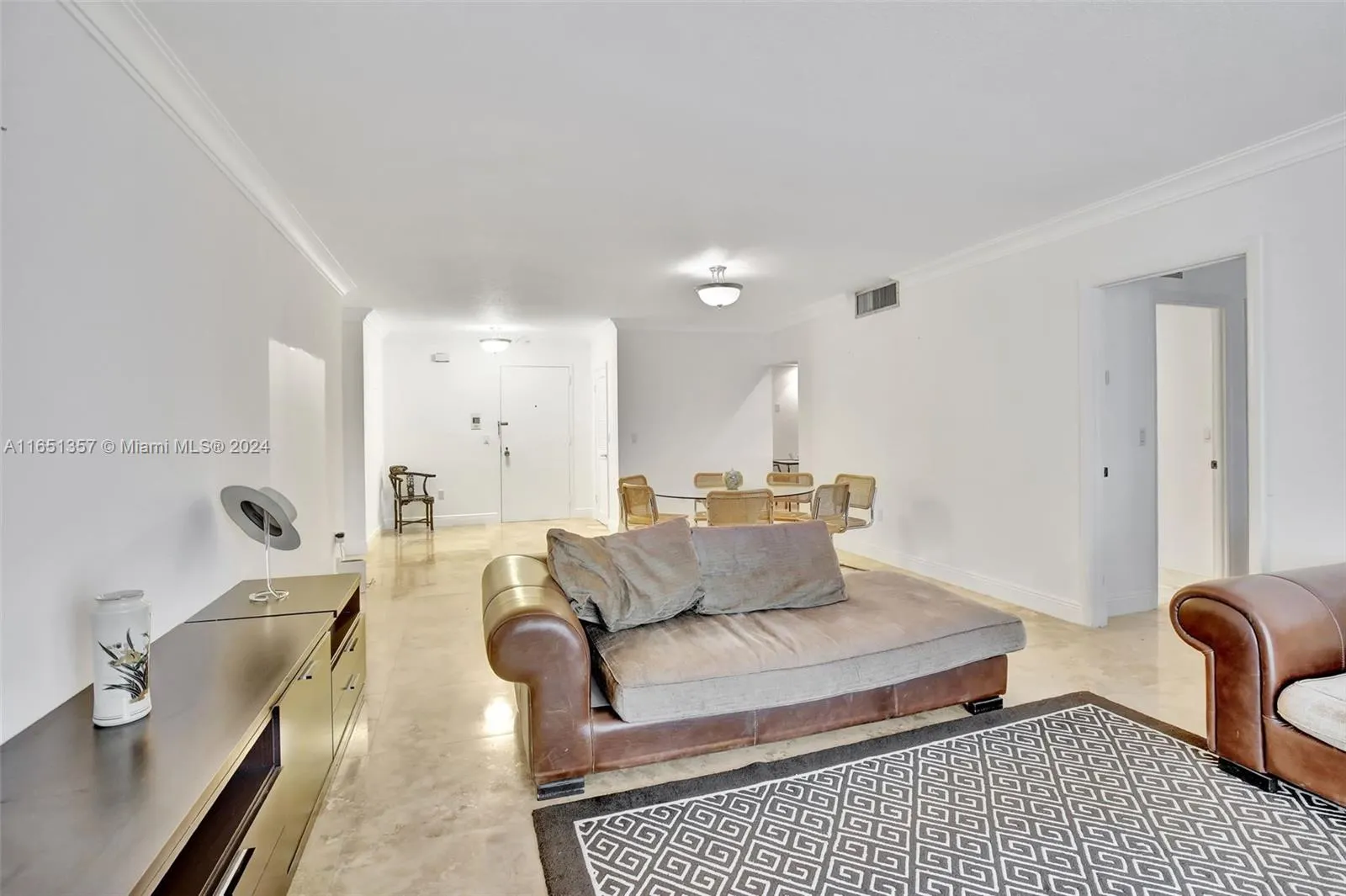 9801 Collins Ave, #3T