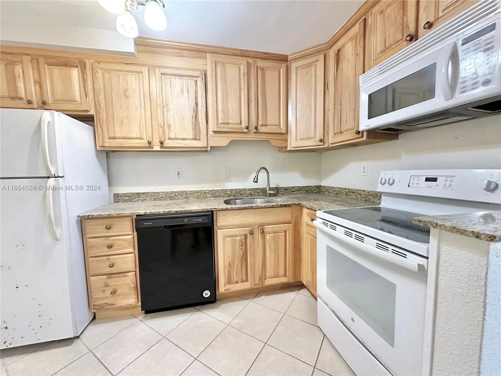 8650 SW 67th Ave, #1032