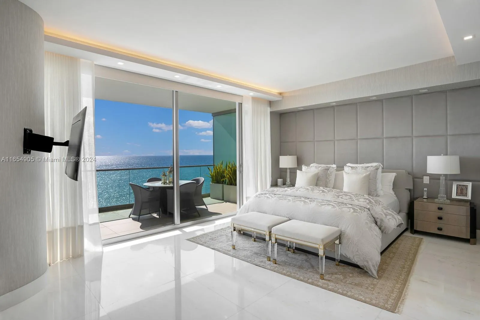 10203 Collins Ave, #801