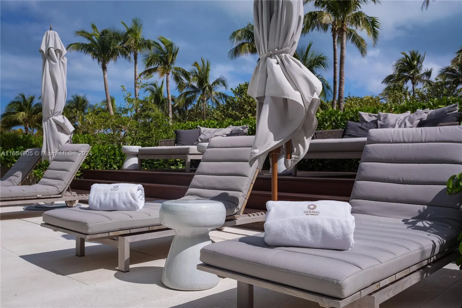 10203 Collins Ave, #801