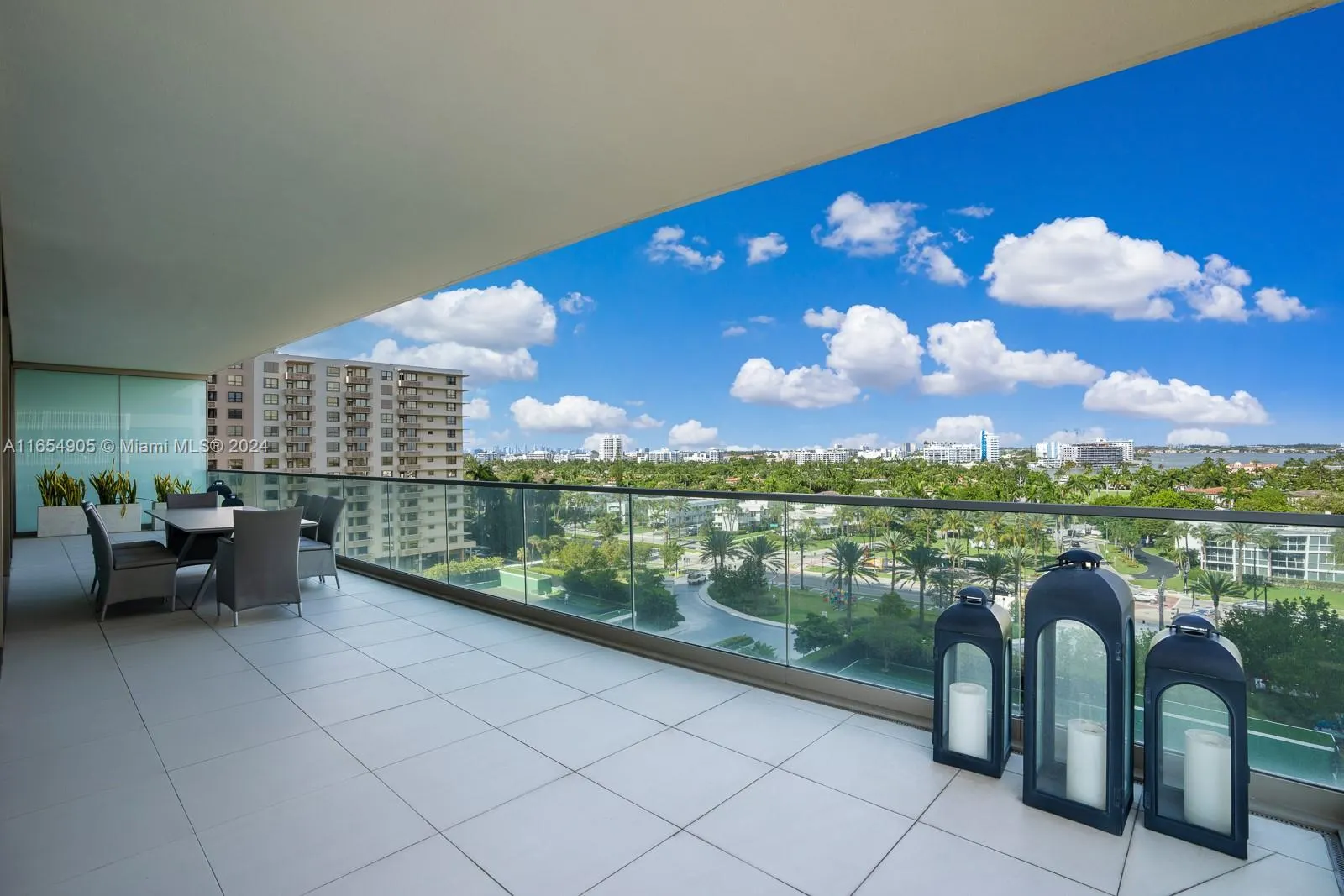 10203 Collins Ave, #801