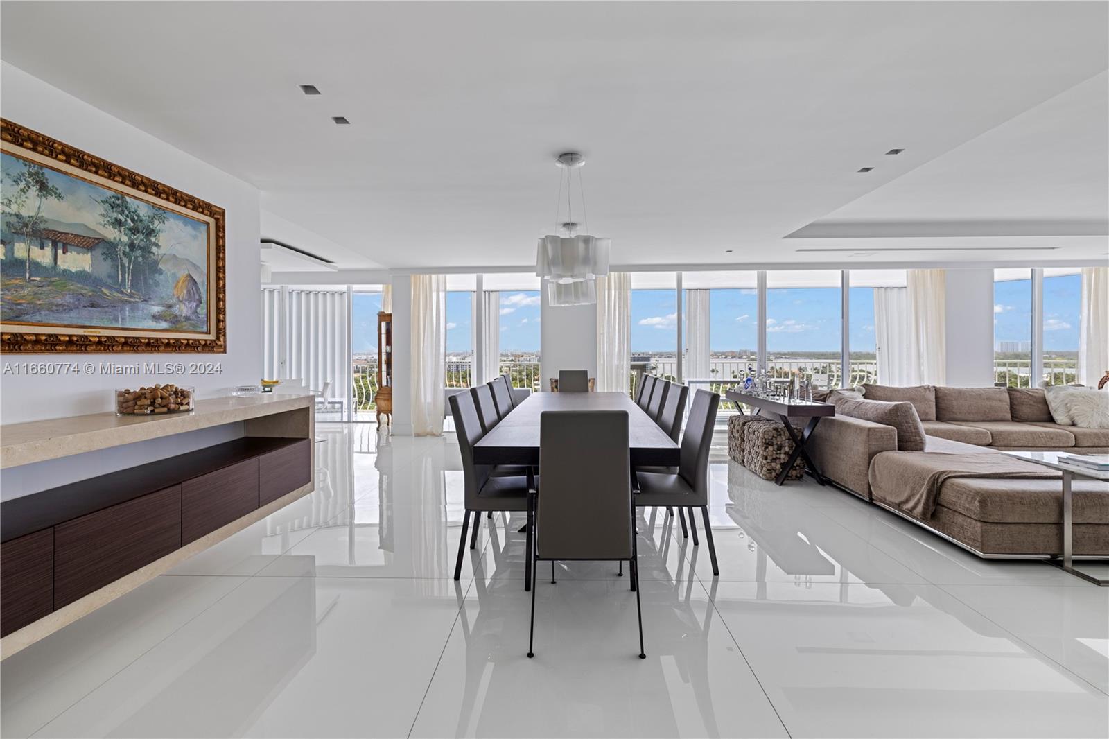 10155 Collins Ave, #1210