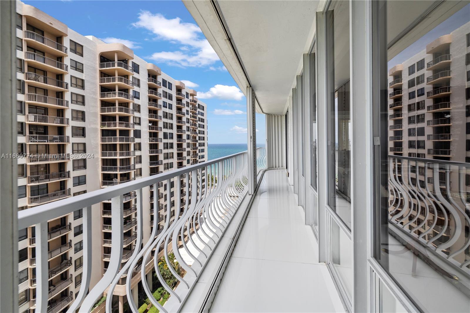 10155 Collins Ave, #1210