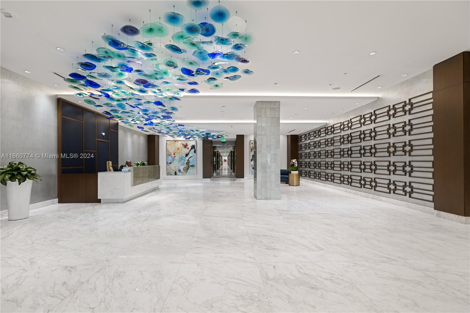10155 Collins Ave, #1210