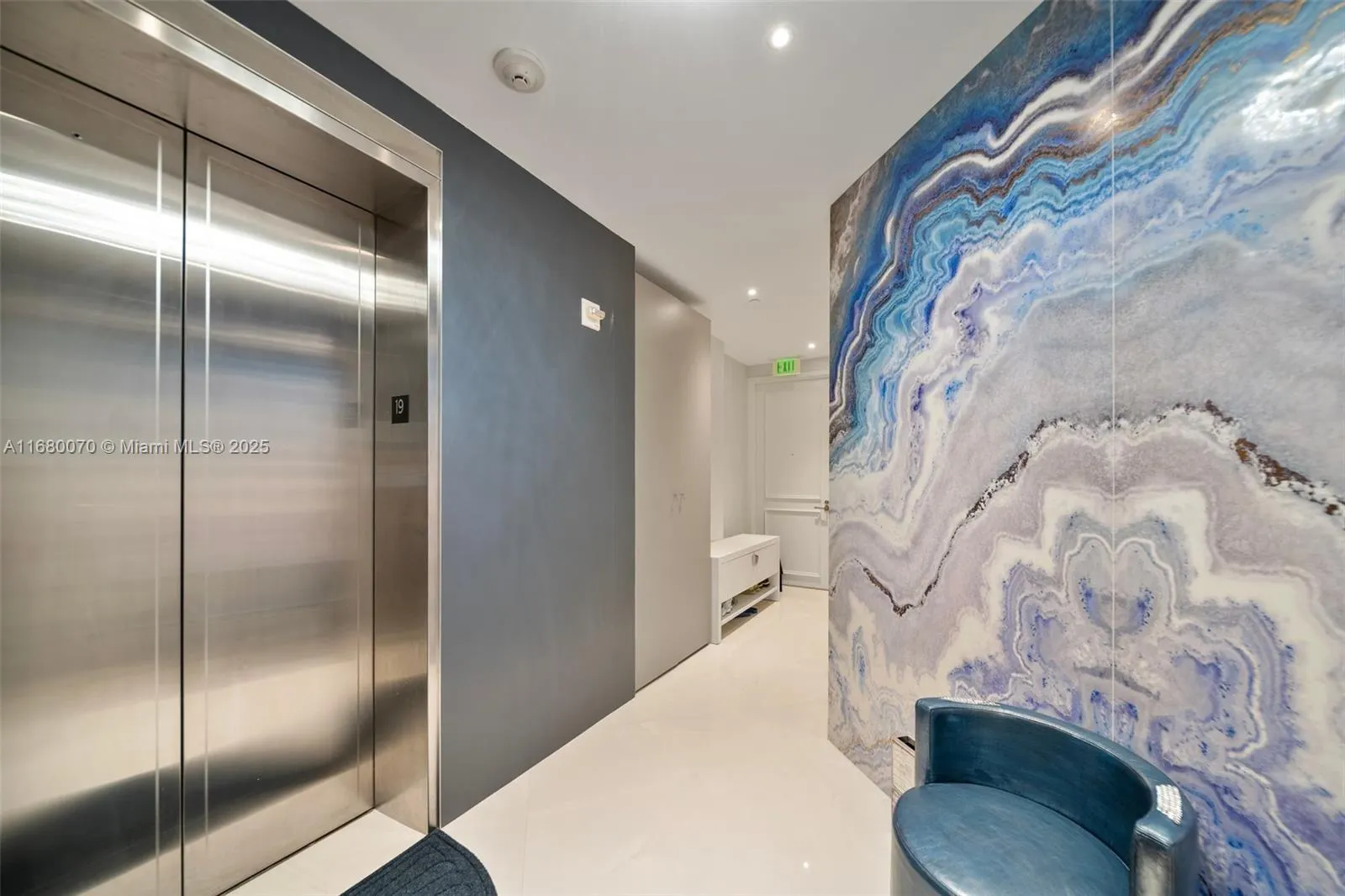 9703 Collins Ave, #1900