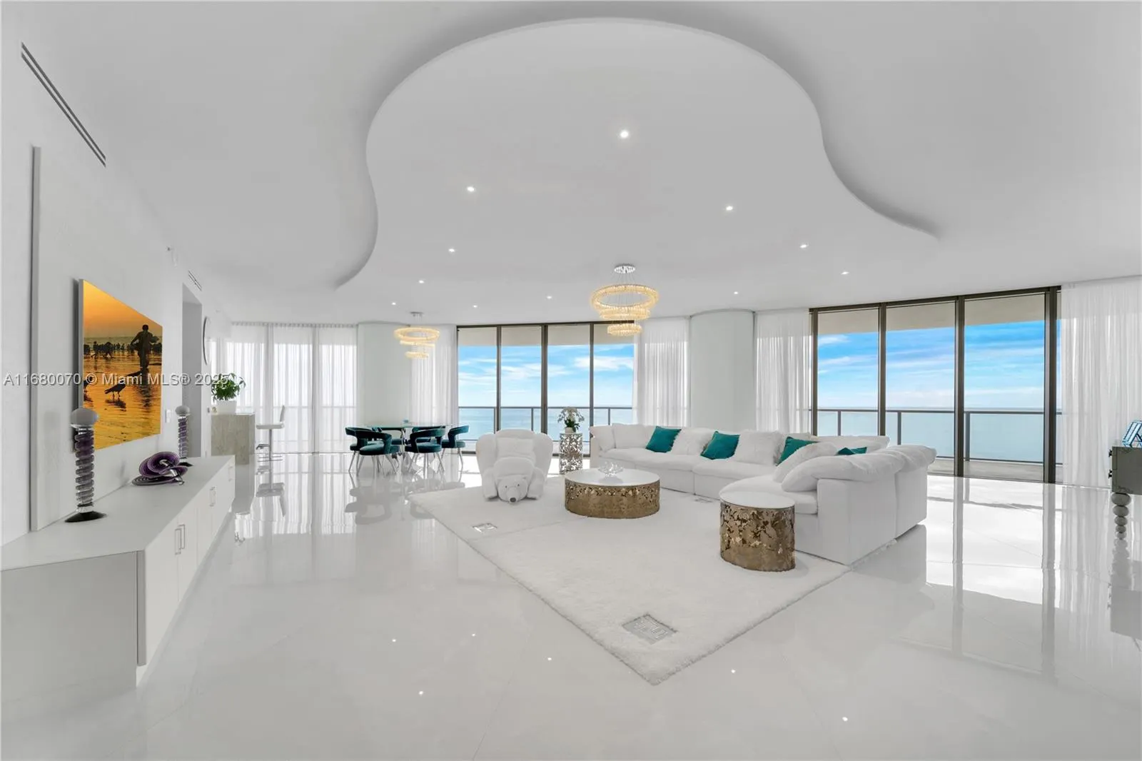 9703 Collins Ave, #1900