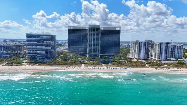 9703 Collins Ave, #1900