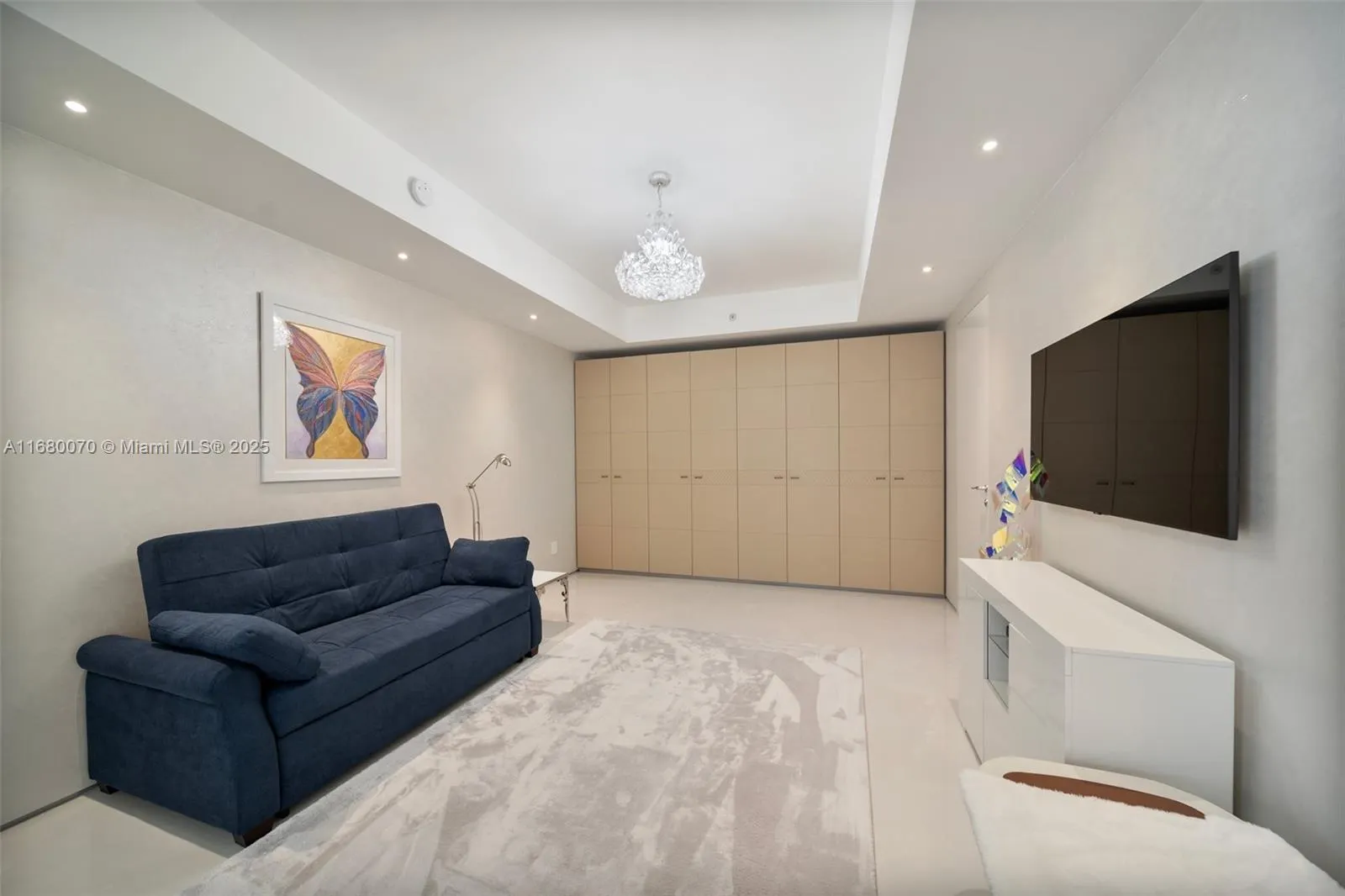 9703 Collins Ave, #1900