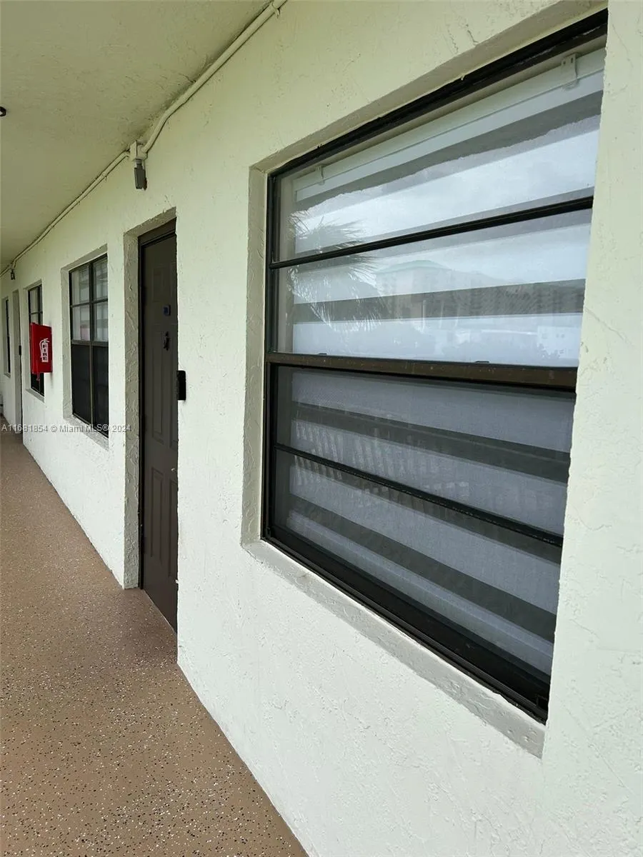 500 NE 2nd St, #310