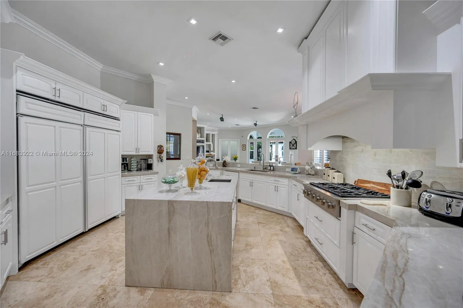 12211 Pine Needle Ln