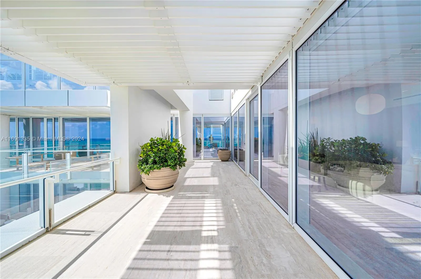 9111 Collins Ave, #N-PH6
