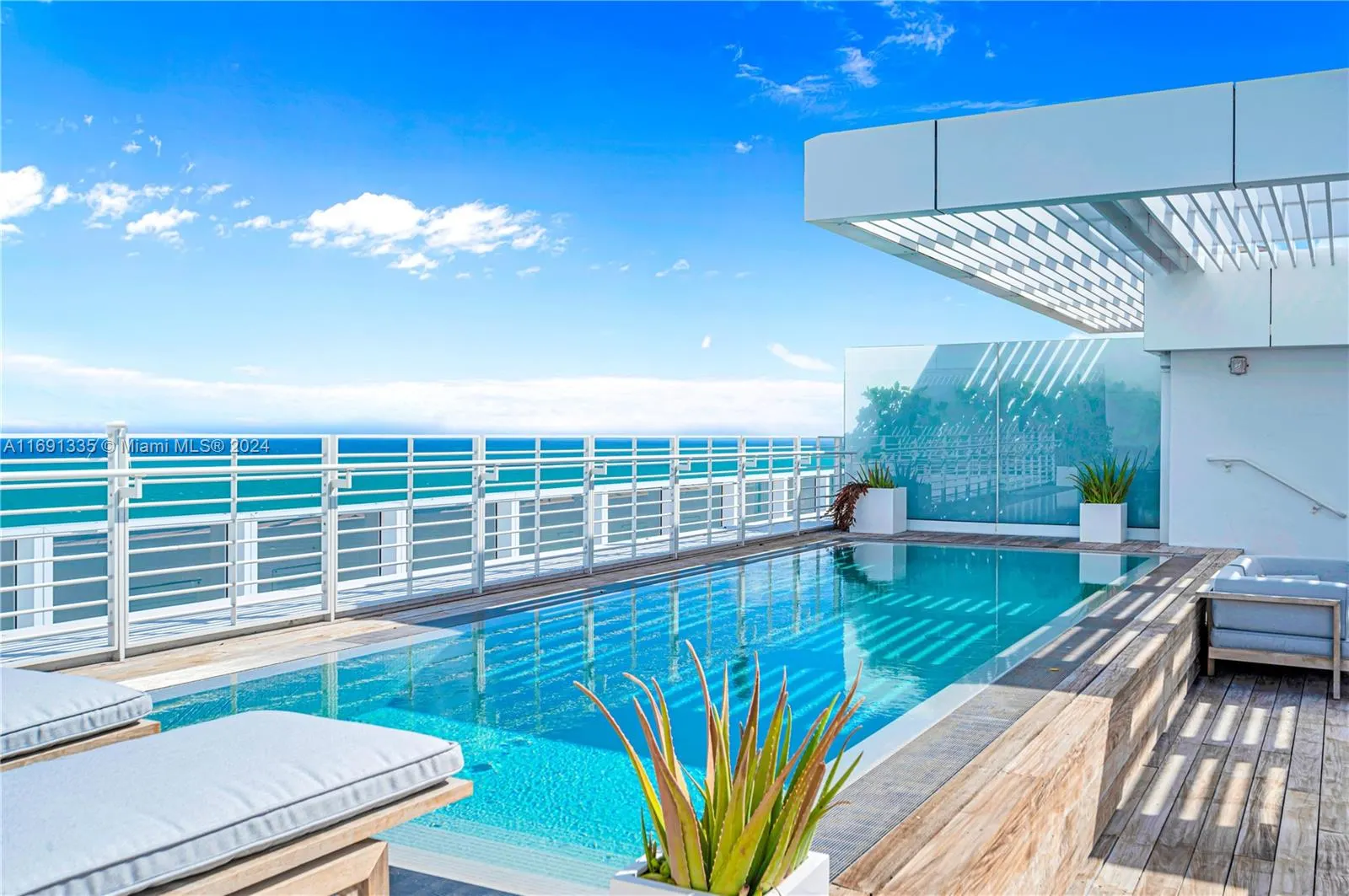 9111 Collins Ave, #N-PH6