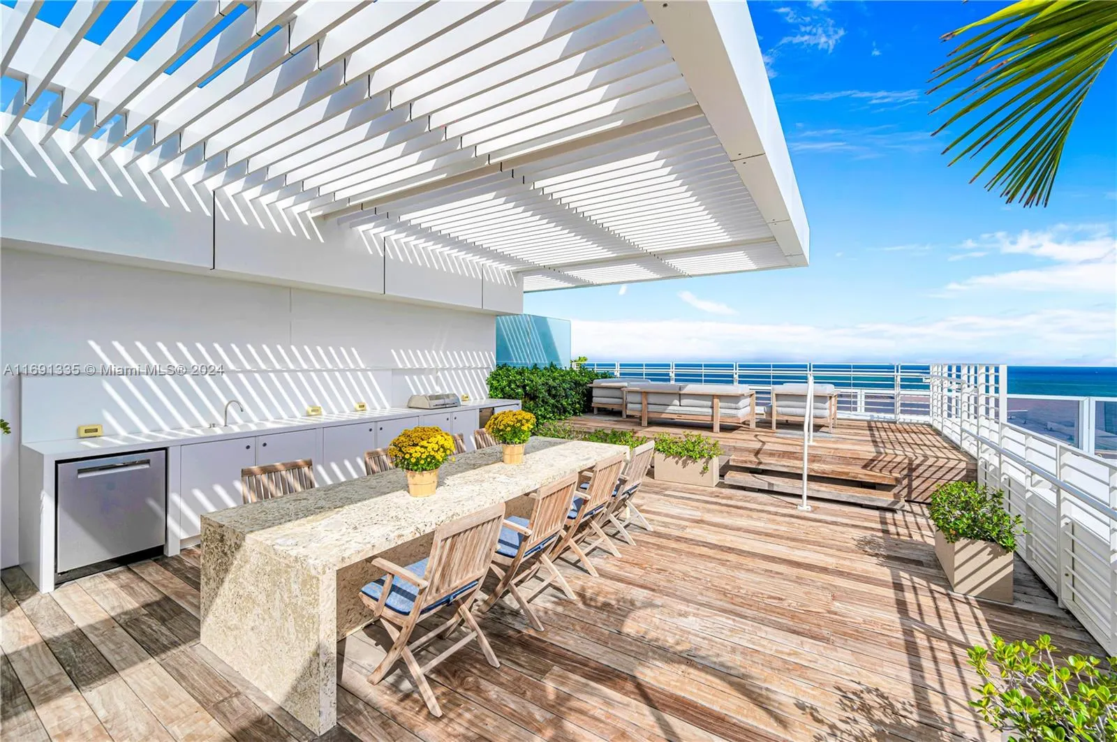9111 Collins Ave, #N-PH6