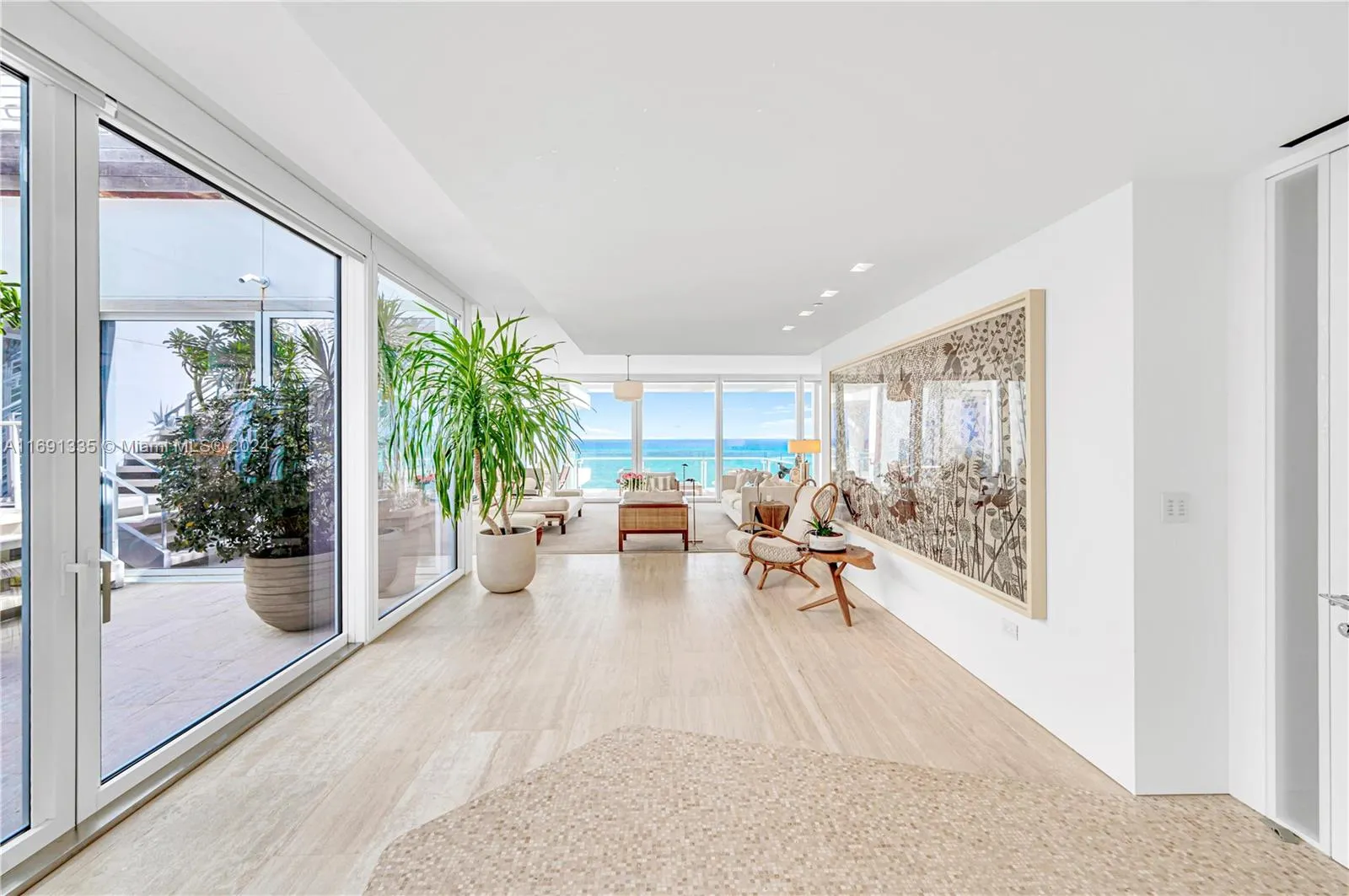 9111 Collins Ave, #N-PH6